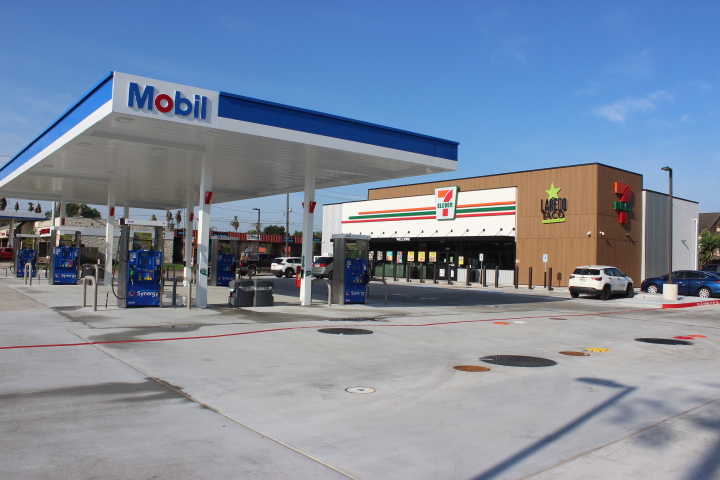 7-Eleven/Mobil Station — Houston TX